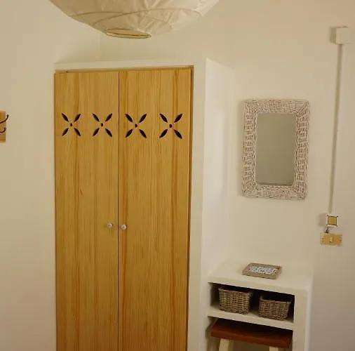 Sol Y Mar Surf Camp Hostel Corralejo