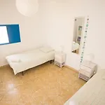 Hostel Sol Y Mar Surf Camp Corralejo
