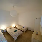 Sol Y Mar Surf Camp Hostel