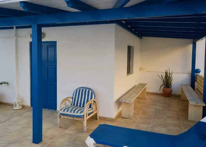 Sol Y Mar Surf Camp Hostal Corralejo